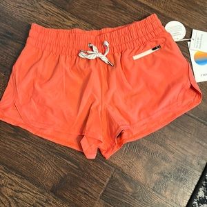 Vuori mango orange color